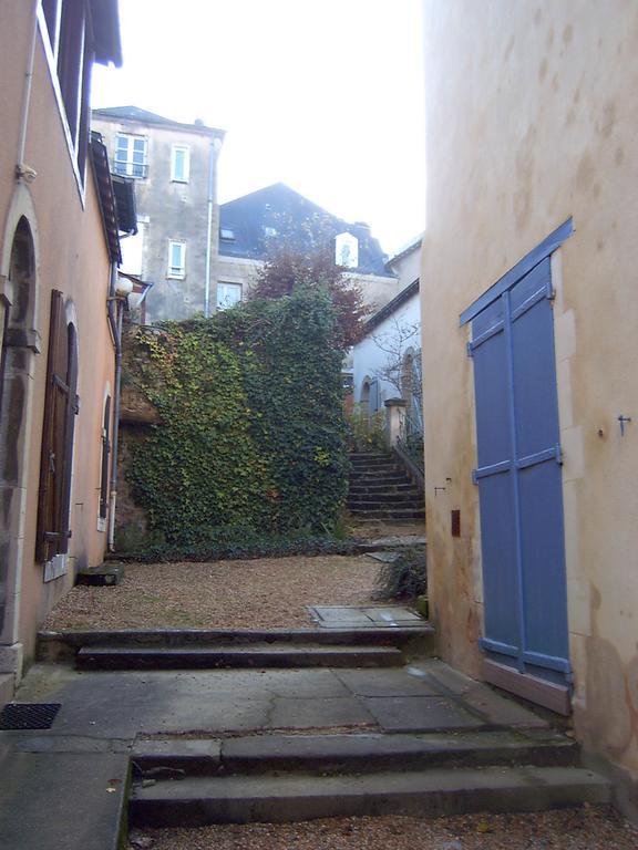 Le Petit Chalet -Appartement Proche De La Vieille Ville , Du Centre Ville Et Du Tram- Petit Dejeuner Offert Le Mans Room photo